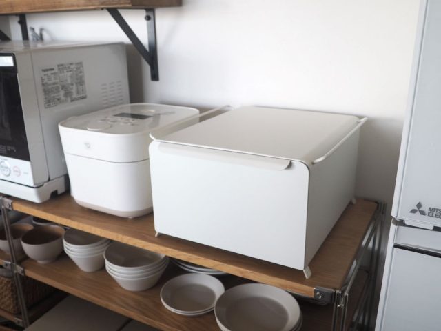 Ordreの「コンパクトに置ける ブレッドケース」