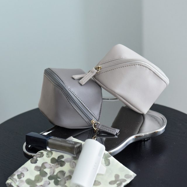 がばっと開く ミニキューブポーチ