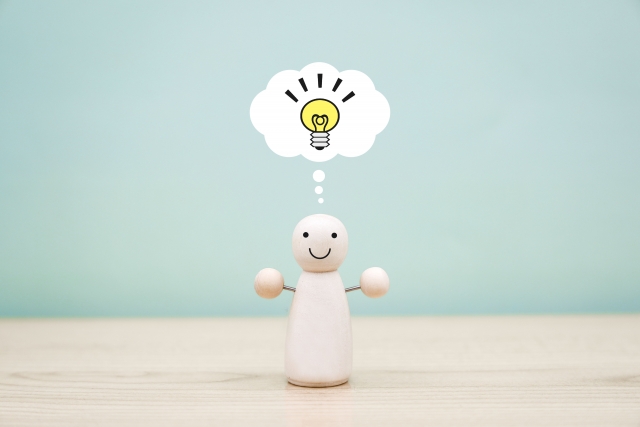 脳のイメージ　人形