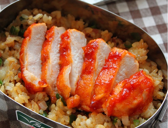 鶏むね肉のステーキ弁当