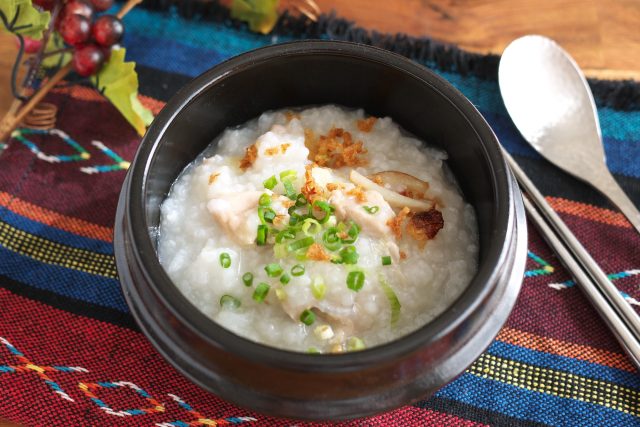 サムゲタン風鶏がゆ