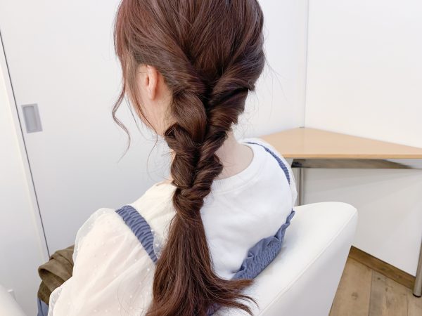 「編み下ろし風」のヘアアレンジ