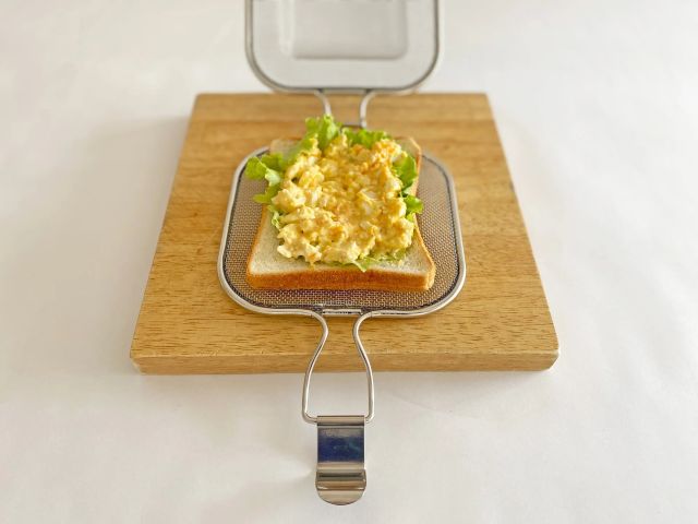 レイエ グリルホットサンドメッシュで卵サンド作り