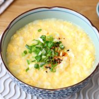 レンジだけで極上！5分でできる「白だしチーズたまご雑炊」