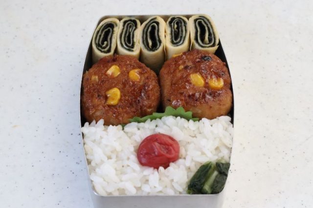 2品弁当の詰め方プロセス