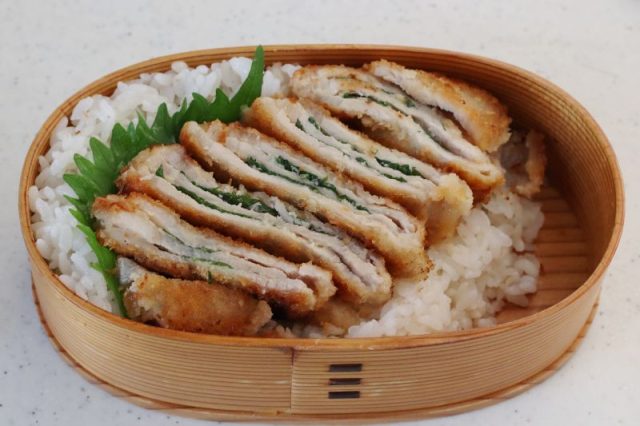 2品弁当の詰め方プロセス