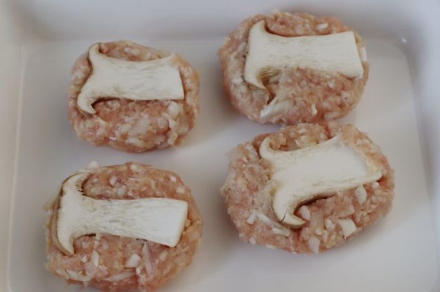 エリンギつくね