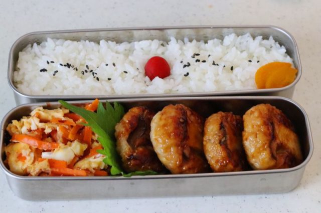 2品弁当の詰め方プロセス