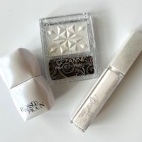 「白コスメ」が垢抜けの近道！透明感とツヤを叶える注目アイテム3選