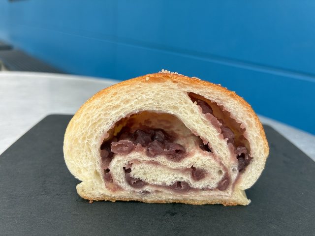 あん塩パン 中身