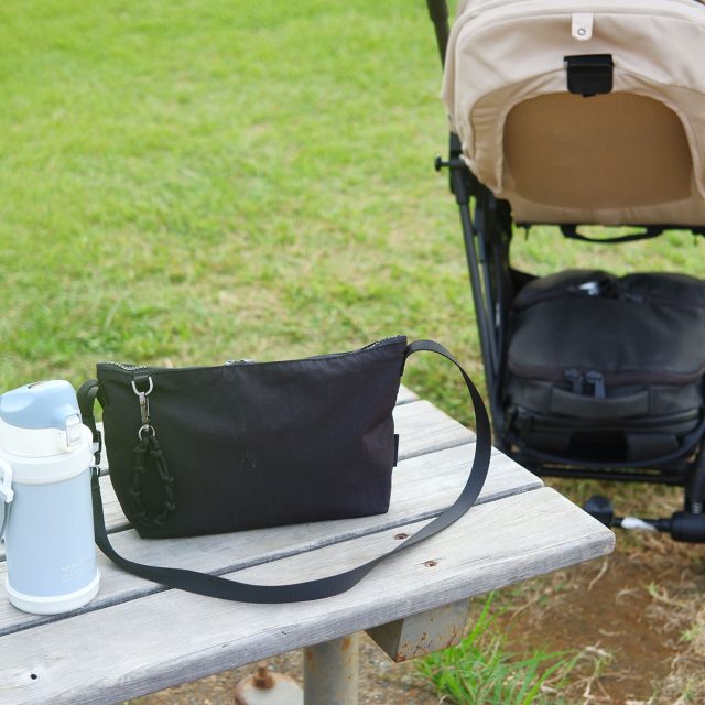 bon moment すっきり見えて整頓上手 着脱らくらく 軽量 ハンドル付きミニショルダー