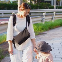 バッグ2個持ちで子連れ外出が快適に！ママに嬉しい「bon moment ミニショルダー」