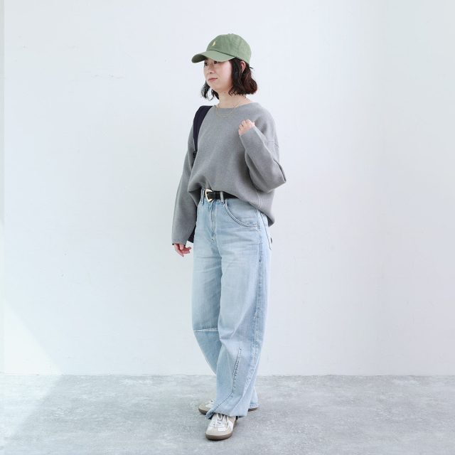 ニットのコーディネート