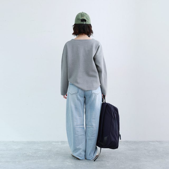 ニットのコーディネート