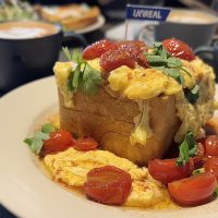 【大阪・心斎橋】話題の「UNREAL」でモーニング！ふわふわオーバートーストに感動の朝