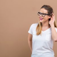 英語「Turn off what?」の意味って？