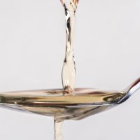 日本ならではの「みりん」「お通し」を英語で説明すると？