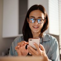 「今夜あいてる？」→「たぶん」を英語で言うと？