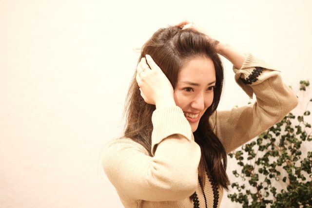 ヘアオイルのおすすめの付け方