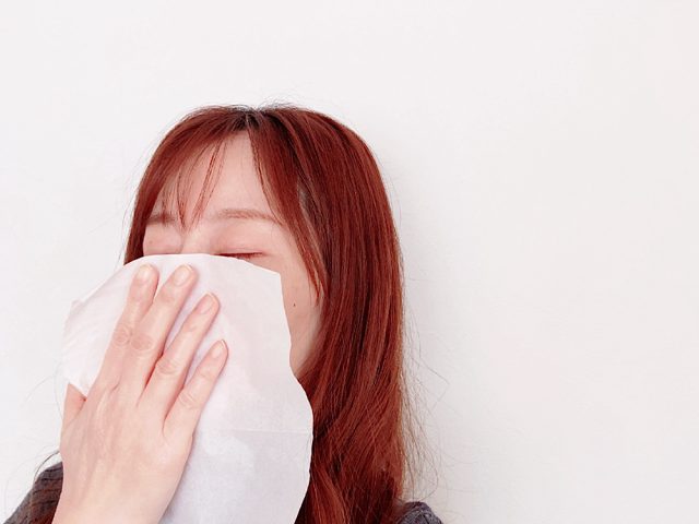 顔のティッシュオフ