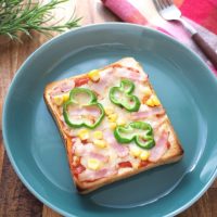 「これ、何度も作ってる！」 パンにのせるだけ！簡単おかずトーストレシピ3選