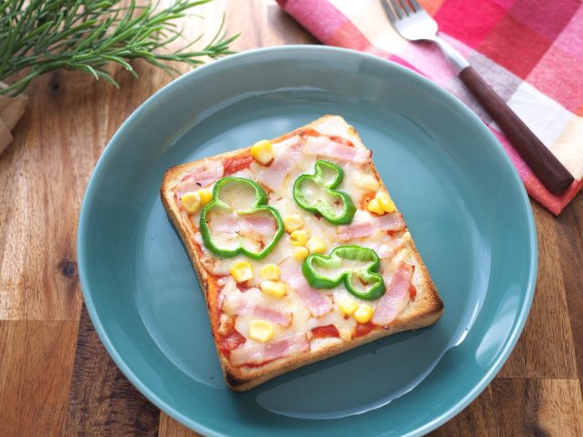 ピザトースト