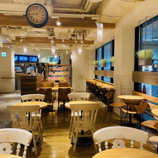 カフェ店内