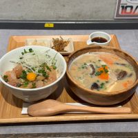 【渋谷】しぶちかで海鮮ごはんとたっぷり豚汁@こめらく 海鮮ごはんと和のスープ。【vol.573】