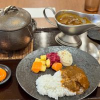 【東銀座】土鍋で炊き立てご飯！お米が選べる絶品カレーライス@一体感【vol.580】