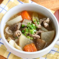 デトックス・腸活・温活に◎作り置きOK「根菜ごろごろスープ」