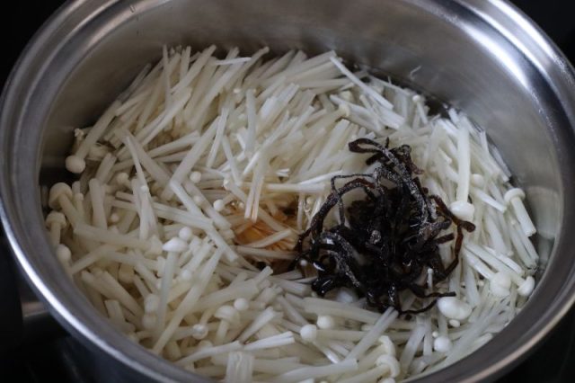えのきと塩昆布
