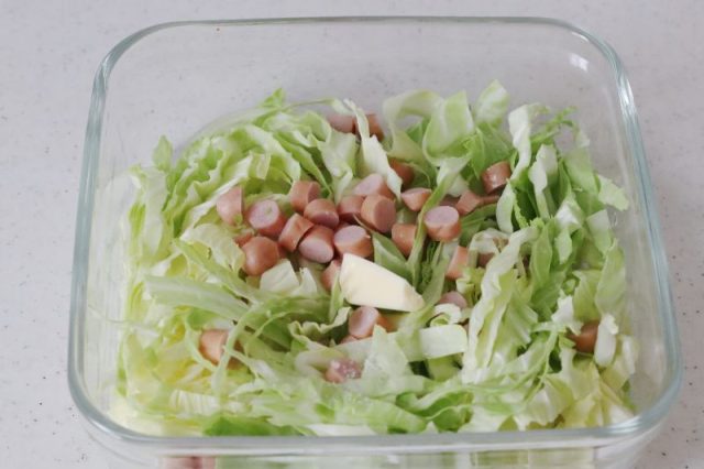 キャベツとソーセージ