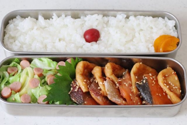 2品弁当の詰め方プロセス