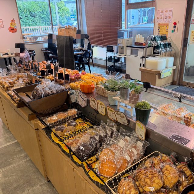 石窯パン工房ベルフラン 巽東店 店内