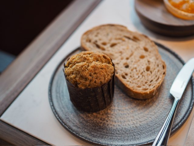 カンパーニュとアールグレイマフィン