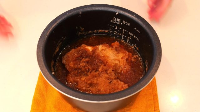 炊飯器に入れた材料