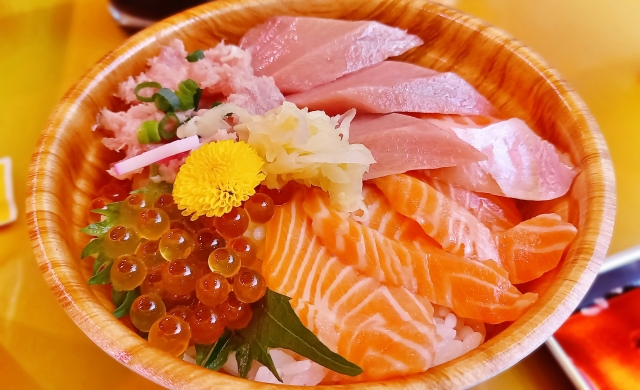 海鮮丼