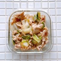 お鍋で余りがちな白菜で！ご飯に合う『豚肉と白菜のとろみ中華炒め』の作り置き