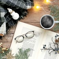 スマホを手放して物語へ…冬休みに一気読みしたい長編ストーリー5選