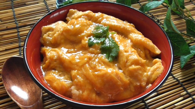 とろとろたまご丼