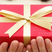 予算1,000円台で自分に贈ろう！「プチクリスマスプレゼント」のアイデア10選