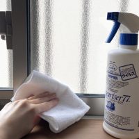 プロ級の透明感を自宅で！冬に役立つ「窓の結露＆汚れ対策」3つ