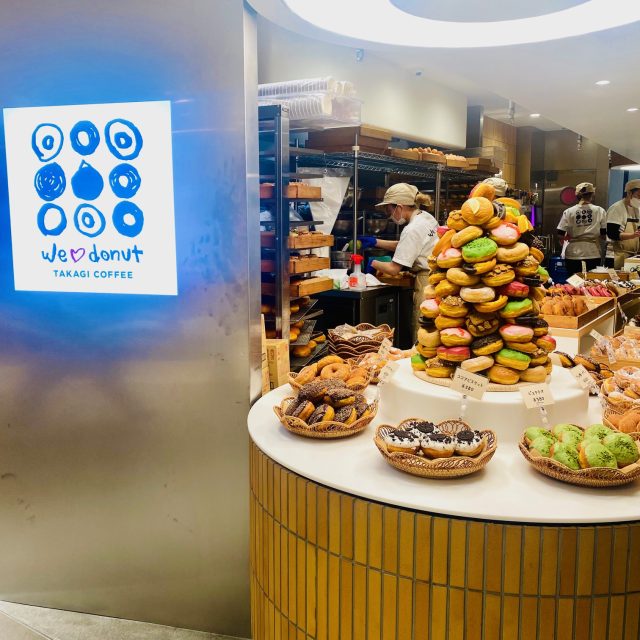 ドーナッツ店外観