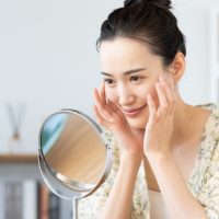 朝起きたらすぐコレやって！腸から美肌をつくる3つの朝習慣