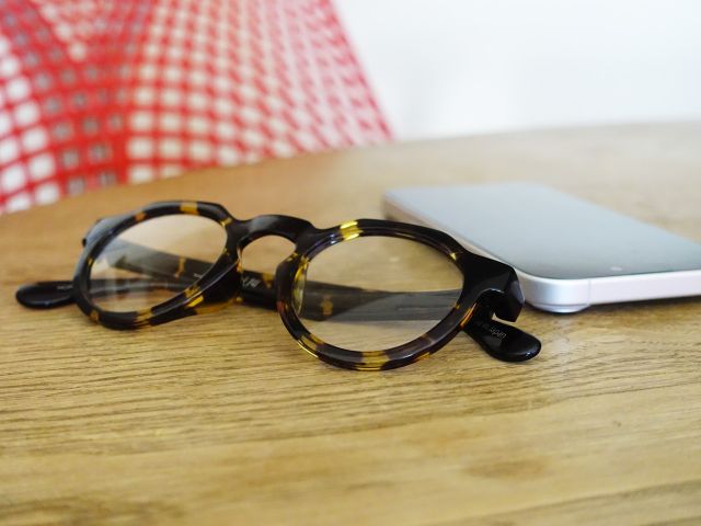 調光レンズサングラス