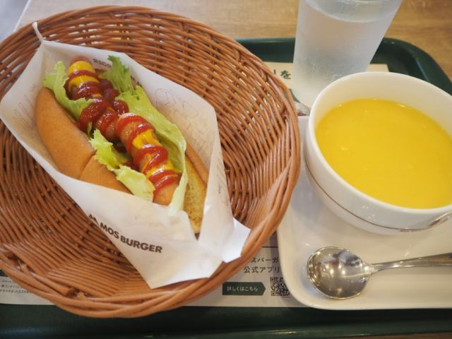 「モスバーガー」の朝モス