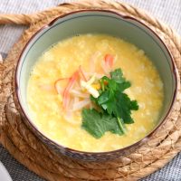 レンジで簡単！「卵と豆腐のふわふわ茶碗蒸し風スープ」