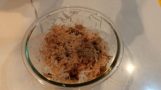 ボウルに入れた材料