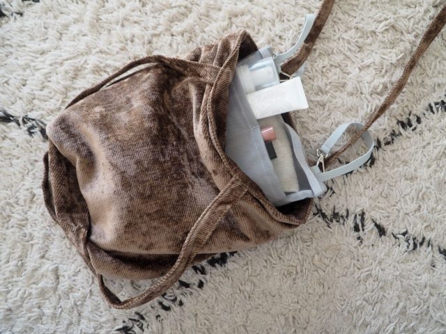 吊り下げバッグインバッグ