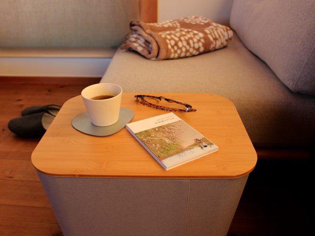 荷物の一時置きに キャスター付き収納